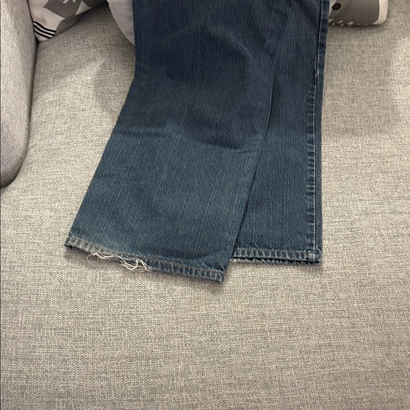 Levis Men's Blue Jeans - Picture 5 of 5